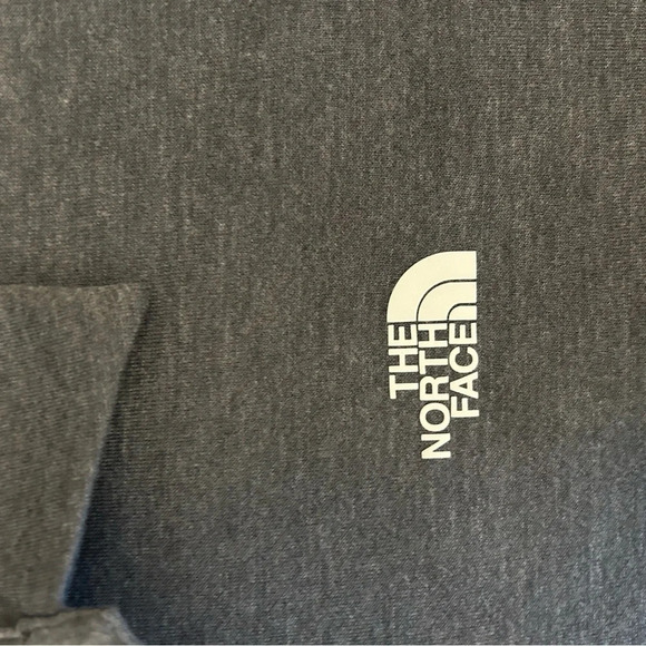 North Face XXL men’s  polo in perfect newer condition worn a handful of times - Picture 2 of 5